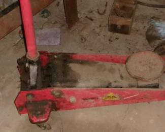 FLOOR JACK