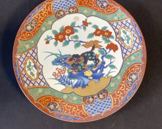 Lot 333h  Large Japanese katana style plate featuring