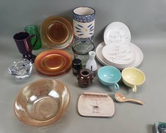 Lot 419  Group of miscellaneous ceramic, crystal, glass,