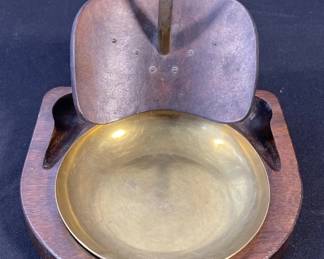 Lot 309h  Vintage wood  brass smoking pipe holder and