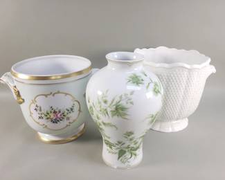 Lot 400  Group of porcelain vases and bowls