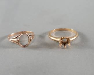 026  Lot 257  14k and 10k gold rings