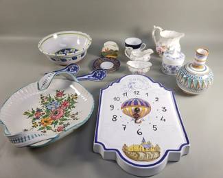 Lot 563  Group of porcelain and ceramic bowls, lidded