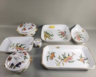 Lot 437  Group of Royal Worcester porcelain lidded bowls,