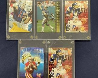 Lot 428h  Lot of football cards