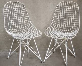 112  Lot 164  Pair of Herman Miller Eamesstyle metal wire