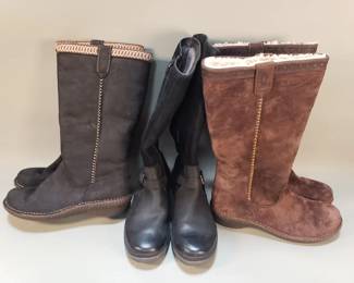 Lot 336  Group of womens shearling boots