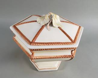 Lot 171  Vintage Italian lidded pedestal compote dish
