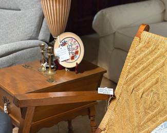 Accent chairs