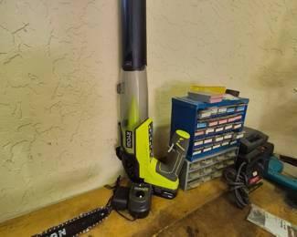 Garage stuff.. 3 car garage 