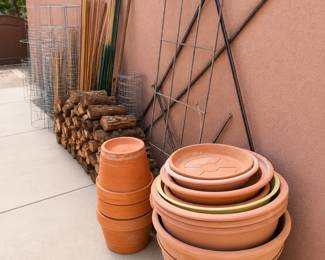 Pots for plants; Trellis and more. 