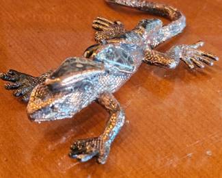He's a cutie! Or is it a she? Either way irresistible! Come buy it!