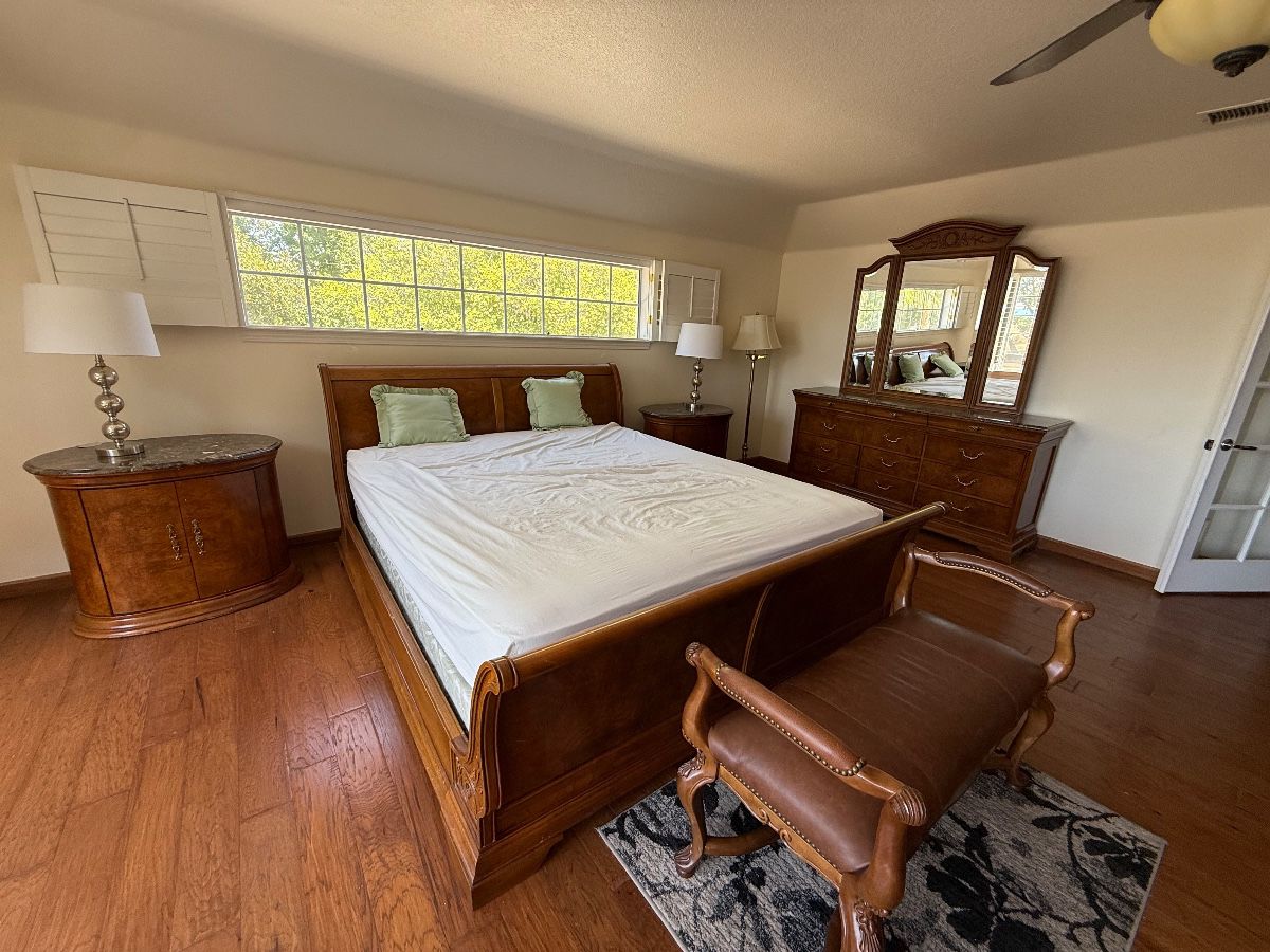 THOMASVILLE VILLA BEDROOM SUITE $1750.00