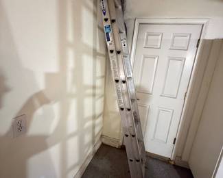 WERNER 16" EXTENSION LADDER