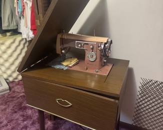 Sewing machine table