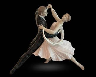 Lladro 'A Passionate Dance' Porcelain Figurine