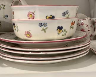 Villeroy & Boch Petite Fleur Dinnerware