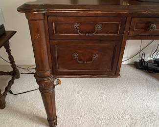 Ethan Allen Traditional Writing Desk