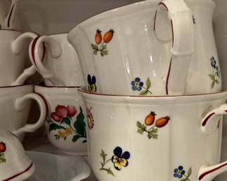 Villeroy & Boch Petite Fleur Dinnerware