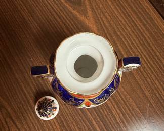 Royal Crown Derby Imari Pattern Vase with Lid