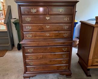 Pennsylvania House Cherry Chippendale Style Highboy Chest of Drawers