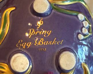 The Franklin Mint Spring Egg Basket with 7 Miniature Eggs