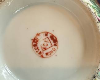 Rose Medallion Porcelain Bowl Decorated in Hong Kong