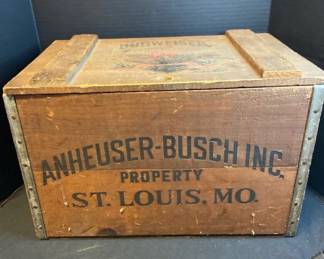 Vintage 1976 Budweiser Wood Beer Crate