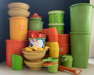 Vintage Tupperware Mix Design