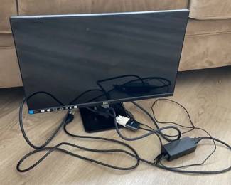 21 Dell Computer Monitor with Cords