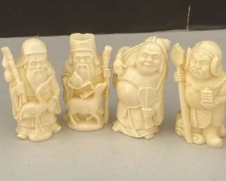 Okimono Figurines Faux Bone Resin