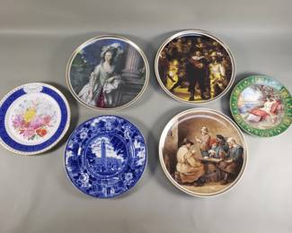 Lot 369  Group of collector plates