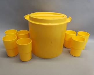 Lot 533  Midcentury Modern Beacon Volari ice bucket and