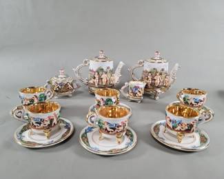 Lot 387  R. Capodimonte porcelain 16 piece tea set
