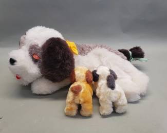 Lot 314  Vintage Alps Mama and Pups The Happy Dog Family