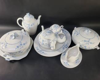 Lot 139  Seven piece vintage spode bone China dinnerware