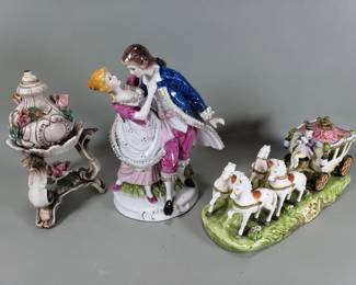 Lot 335  Ceramic and porcelain figurines made in Japan 