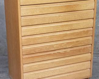084  Lot 63  Sligh Furniture Midcentury modern oak chest of