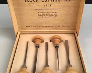 Lot 494  Set of vintage Grumbacher wood