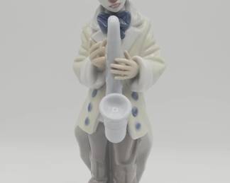 081  Lot 604h  Vintage Lladr Sad Sax clown figurine