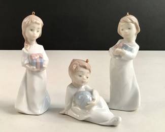 171  Lot 481  Set of 3 Lladro Christmas Morning