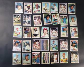Lot 179  Vintage Topp baseball cards