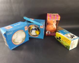 Lot 300  Group of vintage toys