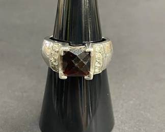Lot 488h  Vintage sterling silver ring with red stone and