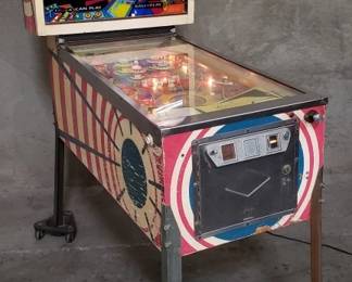 006  Lot 505  Bally pinball machine with keys