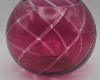 Lot 602h  Vintage handblown cranberry art glass bowl with