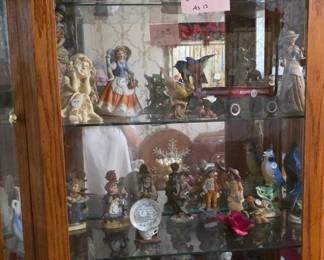 Figurines & Collectibles