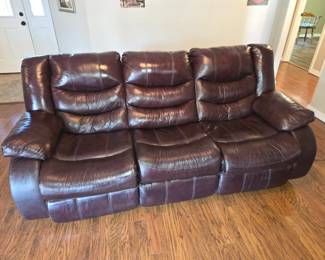 ASHLEY LEATHER w/POWER ENDCLINERS