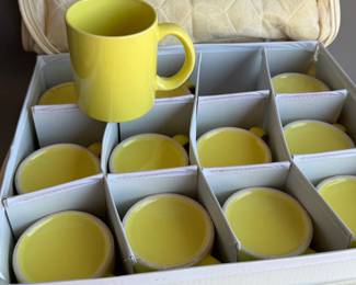 YELLOW CERAMIC MUGS