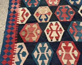 VIBRANT GEOMETRIC FLAT WOVEN AREA RUG